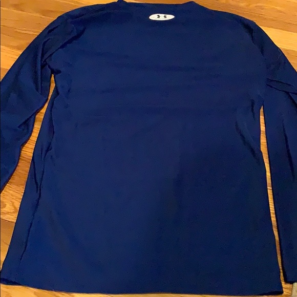 Under Armour Long Sleeve - Picture 2 of 3